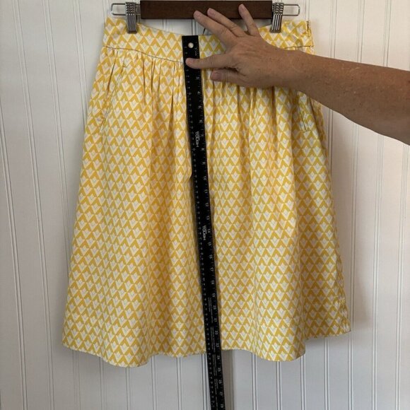 Downeast Womens Small A-line Skirt Yellow White Chevron Pockets Lined Side Zip - Picture 11 of 12